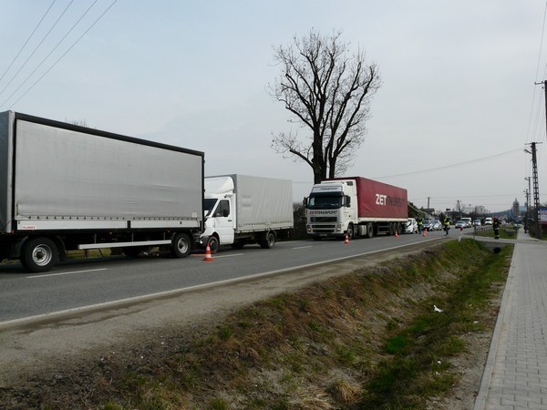 Wypadek Ropica Polska: zderzenie czterech samochodów [AKTUALIZACJA,VIDEO,ZDJĘCIA]