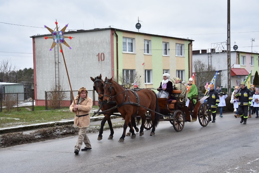 Orszak Trzech Króli w Lubostroniu [zdjęcia, wideo] 