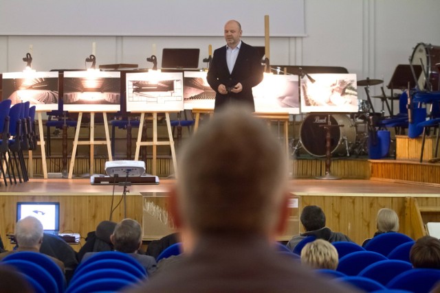 W siedzibie Filharmonii Sudeckiej w Wałbrzychu zaprezentowano projekt sali koncertowej na terenie byłego GDK. Będzie ona „sercem” mającego tam powstać Centrum Kultury im. Wałbrzyskich Górników