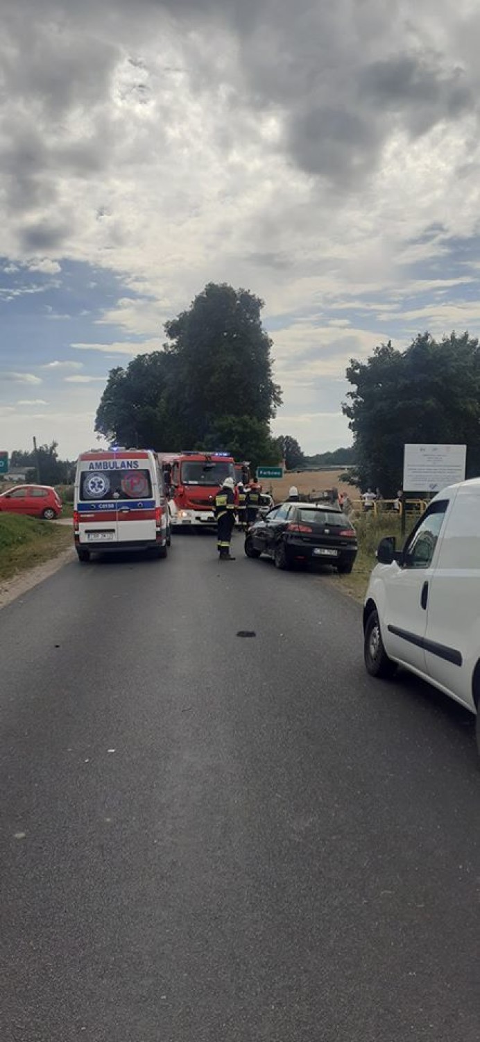 W weekend doszło do pożaru prasy rolniczej oraz dwóch...