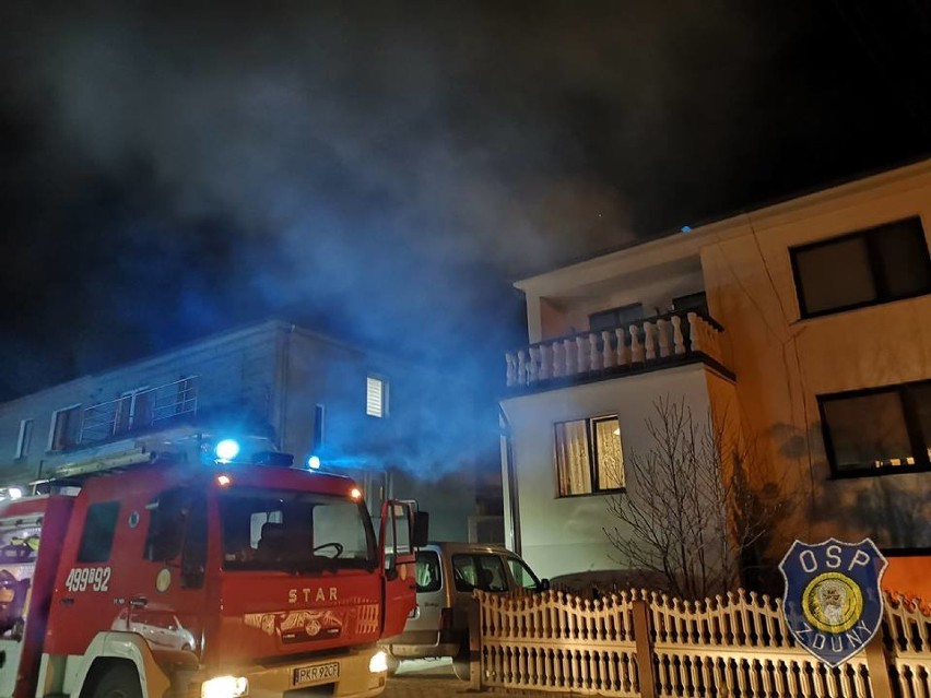 Pożar sadzy w domu jednorodzinnym w Zdunach [FOTO] 