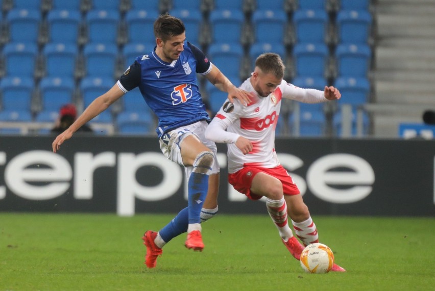 Lech Poznań wraca do gry i pokonuje Standard Liege 3:1. Dwa...