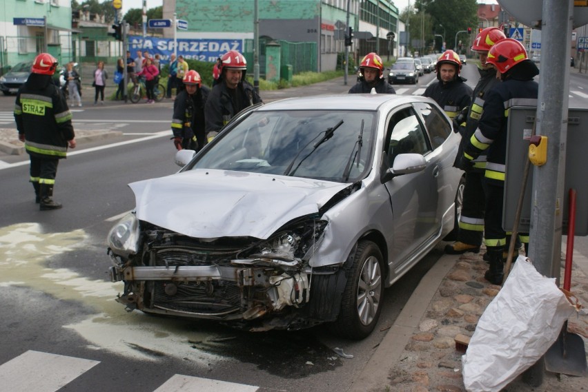 Zderzenie aut na alei Wojska Polskiego w Kaliszu