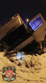 Na drogach Małopolski zachodniej jest bardzo ślisko