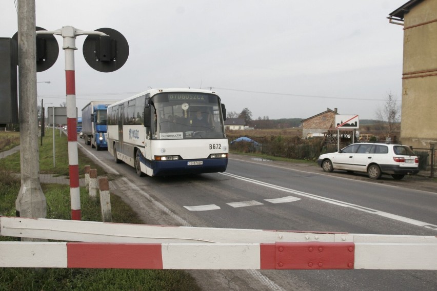 PKP zaczynają od poniedziałku (17.10) remont przejazdu...