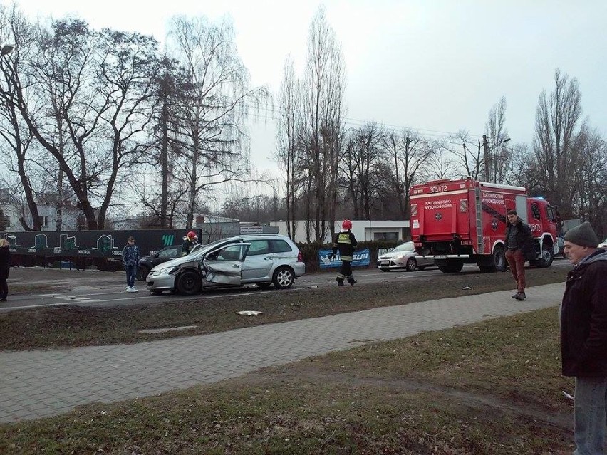 Obornicka: Zderzenie czterech samochodów