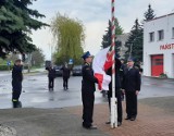 Dzień Flagi Państwowej. Uroczysty apel Komendy Powiatowej Państwowej Straży Pożarnej w Obornikach