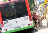 Pechowa siedemnastka: Spóźnia się i irytuje pasażerów z Czechowa