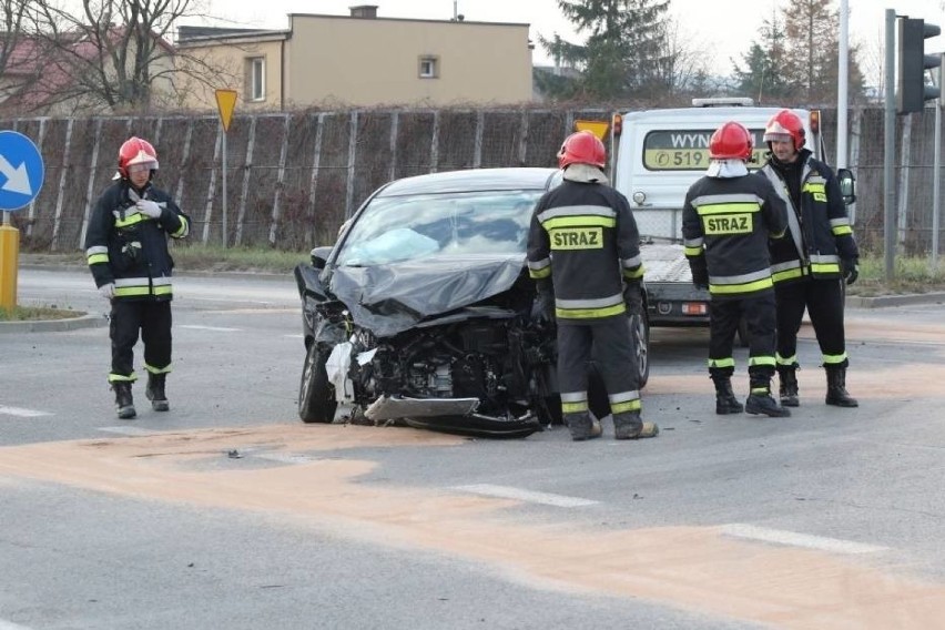 Na drugim miejscu znajduje się węzeł drogowy ulic...