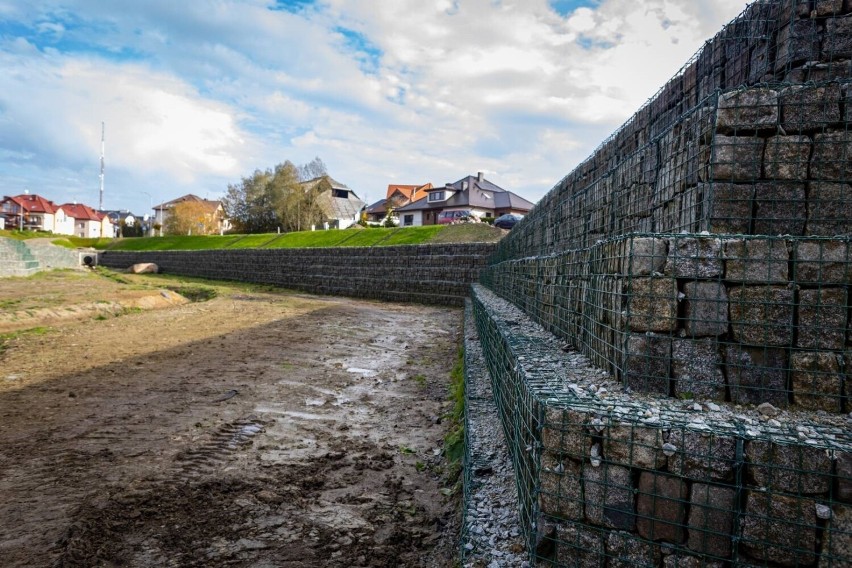 Zbiornik retencyjny na Warszewie pomieści ok. 5,5 mln litrów...