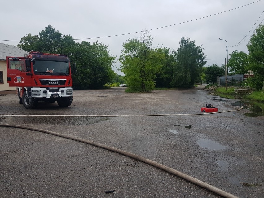 Strażacy z powiatu lipnowskiego odnotowali więcej wyjazdów. Usuwali skutki burzy i ulewy [zdjęcia]