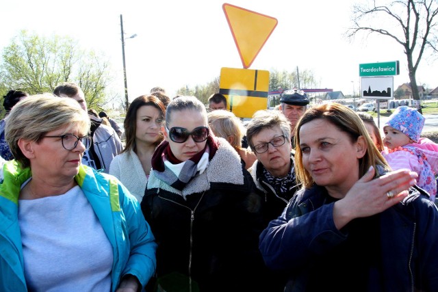 Budowa autostrady A1 koło Piotrkowa: setki ludzi praktycznie odciętych od miasta