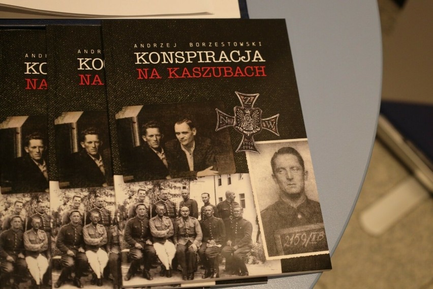 Powstała książka, opisująca losy Władysława Kostucha