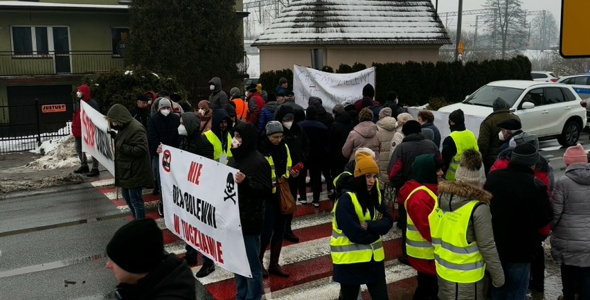 Protest mieszkańców Dąbrowy Górniczej w sprawie odlewni...