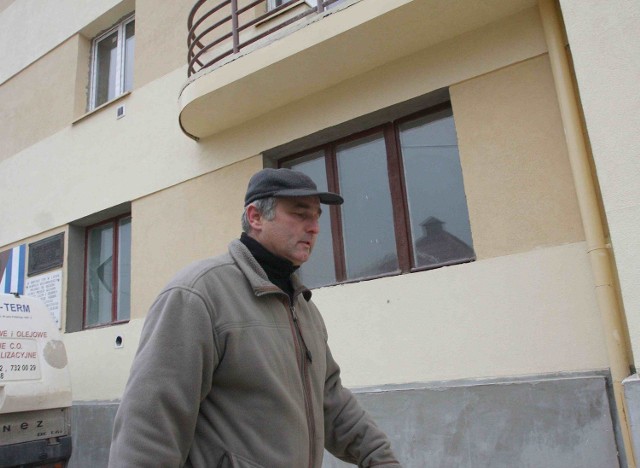 Grzegorz Sowa, który w ubiegłym roku dokonał eksmisji niechcianego lokatora, domaga się, aby go ukarano