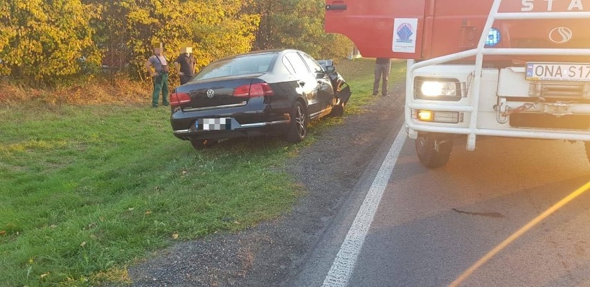 Wypadek w Bukowej Śląskiej. Pasażerka passata ranna w wypadku na krajowej 39 pod Namysłowem