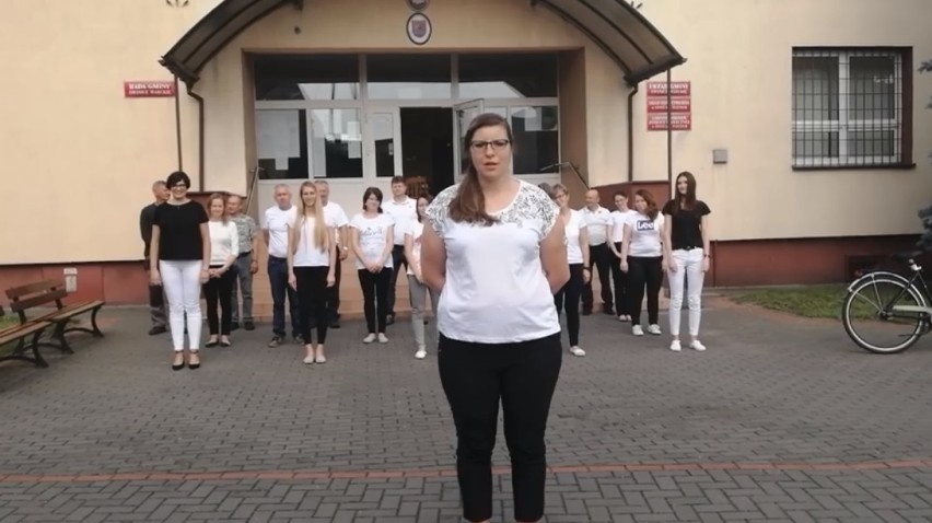 Urząd gminy Świnice Warckie podjął wyzwanie w Gaszyn Challenge [FILM] 