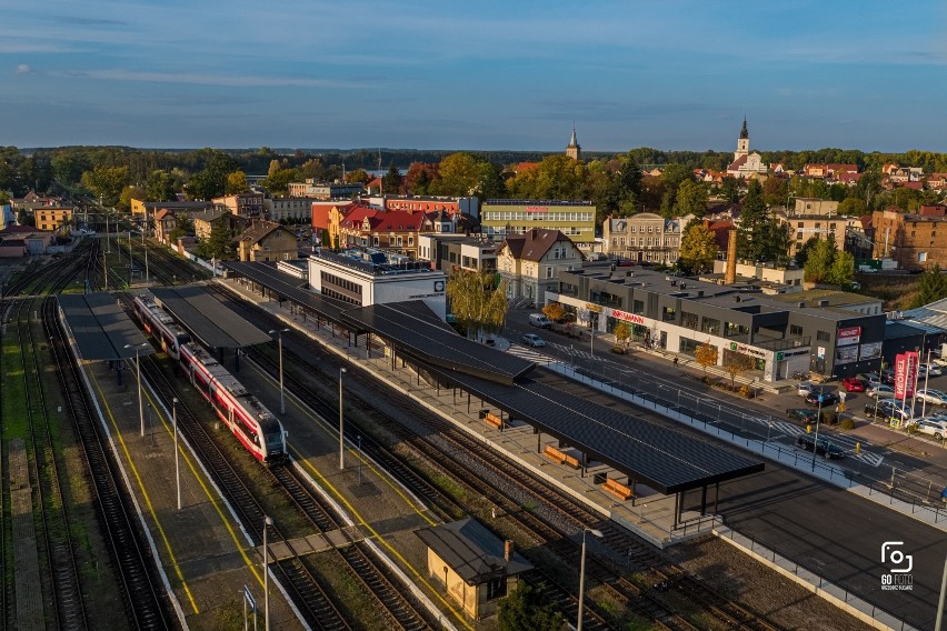 Dworzec w Wolsztynie w niesamowitych ujęciach z drona.