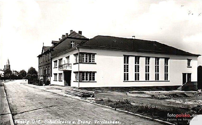 Obecna ulica Szkolna w Pieńsku. Dawniej Ewangelicki Dom Parafialny