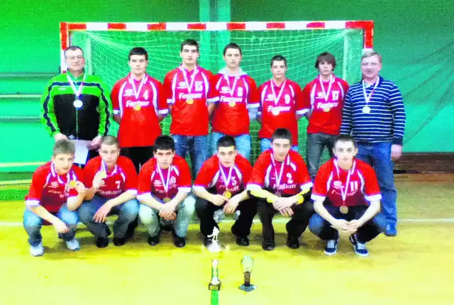 Juniorzy MKS-u mimo problemów organizacyjnych klubu odnieśli w Toruniu spory sukces