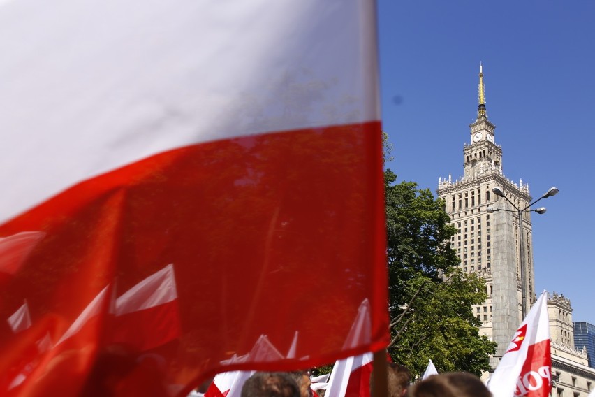 Strajk rolników w Warszawie. Manifestujący domagają się działań rządu