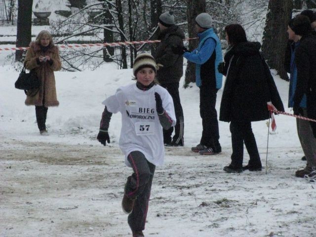 Świdnica: Biegali w śniegu (FOTO)