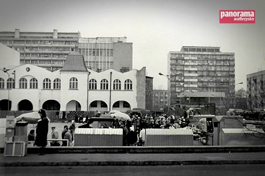 Na przełomie lat 80. i 90. Piaskowa Góra zaczęła się stawać...