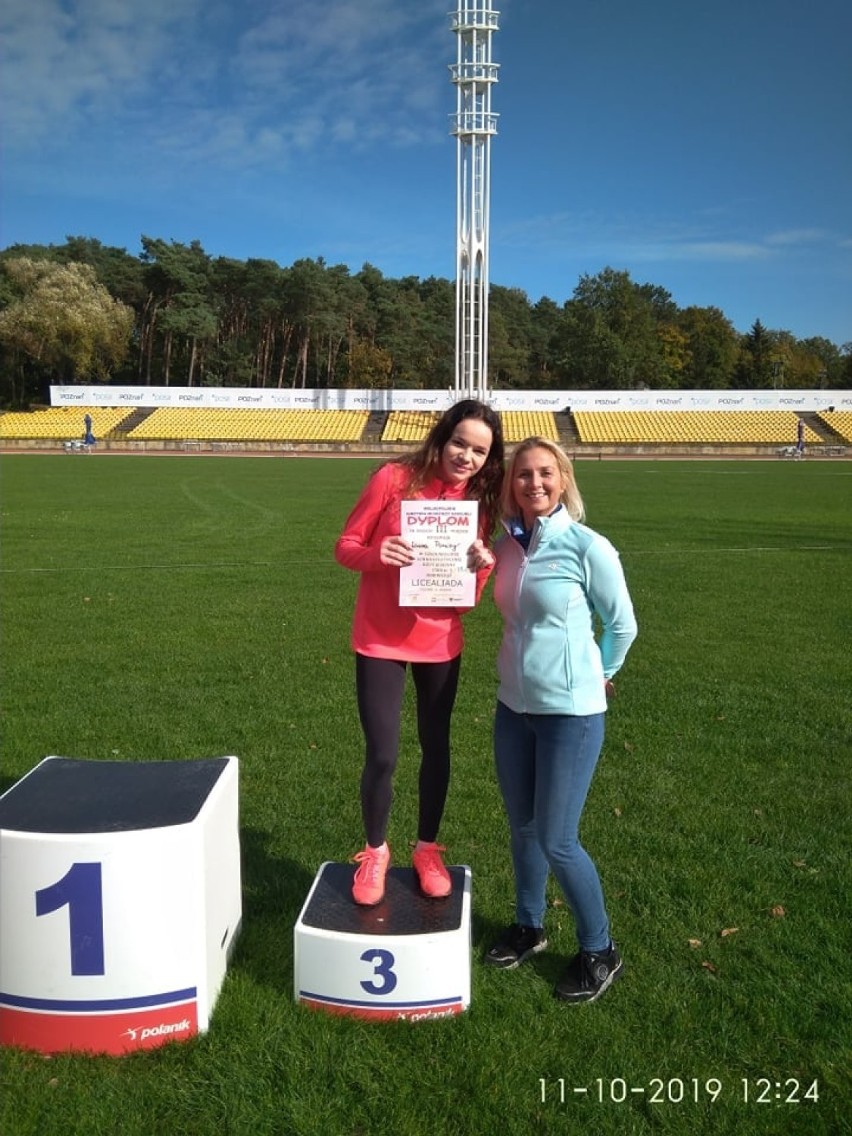 Grodzisk: sukces uczniów ZST w jesiennym rzucie lekkoatletycznym na poznańskim stadionie Olimpia. 
