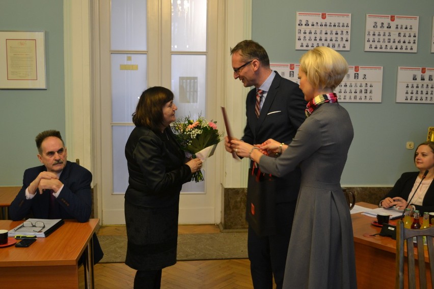 Ślubowanie nowego radnego i zmiana w pełnieniu funkcji prezesa Koła Powiatowego Polskiego Związku Niewidomych w Pruszczu Gdańskim