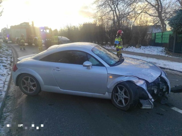 We wtorek (16.01.2024 r.) około godziny 15 na ul. Czyżykowskiej w Tczewie doszło do zderzenia dwóch samochodów osobowych. Jedna osoba została ranna.