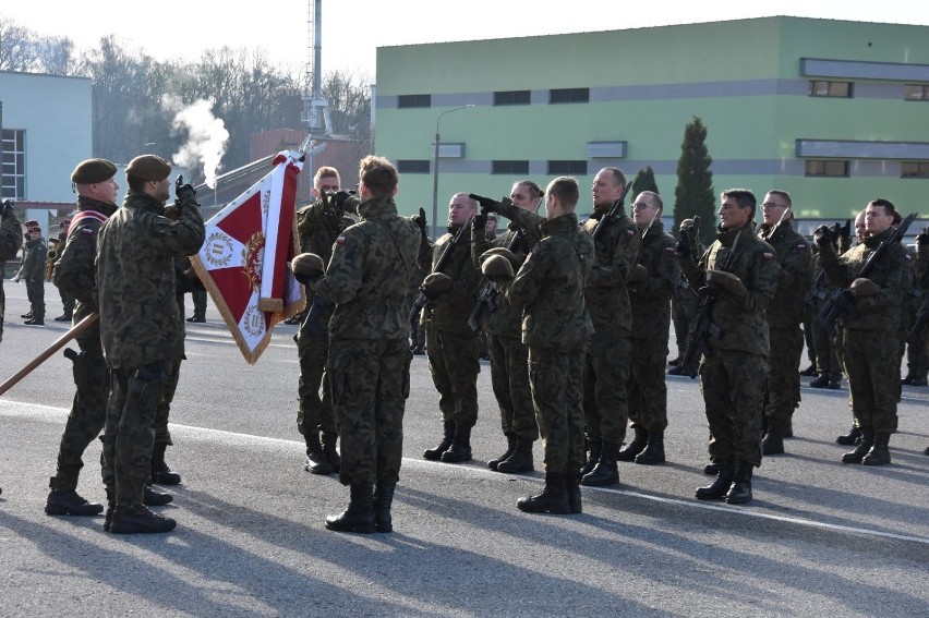 Trzydziestu terytorialsów złożyło wojskową przysięgę