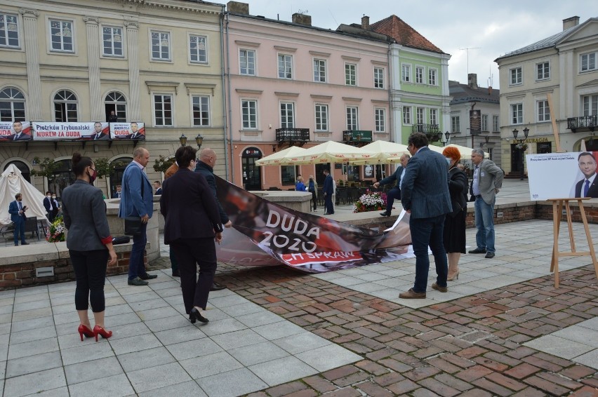 Działacze PiS z Radomska i powiatu wyrazili poparcie dla...