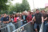 Już 300 fanów czeka pod bramą stadionu na koncert Bryana Adamsa w Rybniku