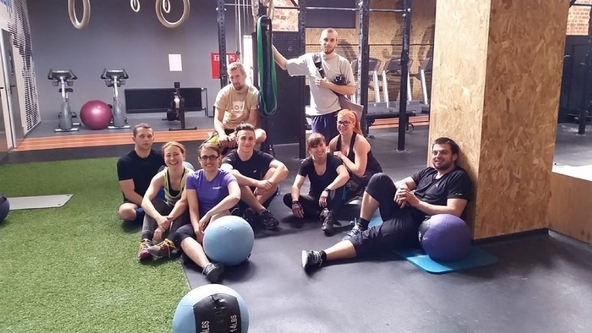 Sportowa niedziela na zawodach crossfit w Łodzi