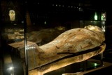 Niezwykła opowieść o mumii z krakowskich zbiorów i badaczach, którzy odkrywali jej tajemnice. Wystawa o pionierach egiptologii