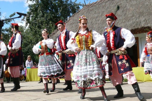 Występy jubileuszowe Amatorskiego Zespołu Regionalnego im. Władysława Reymonta