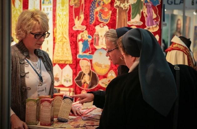 Sakralia: 5-7 listopada 2013 roku

Poznańskie Targi Wyposażenia Kościołów, Przedmiotów Liturgicznych i Dewocjonaliów SAKRALIA to największe tego typu wydarzenie w Polsce zachodniej. W tym roku targi odbędą się już po raz czwarty.

Więcej TUTAJ