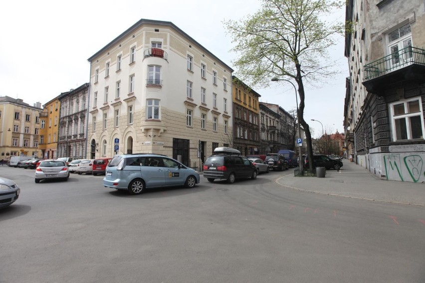 Kraków. Część ulicy Dietla ma się zamienić  w parking. Kierowcy są przerażeni