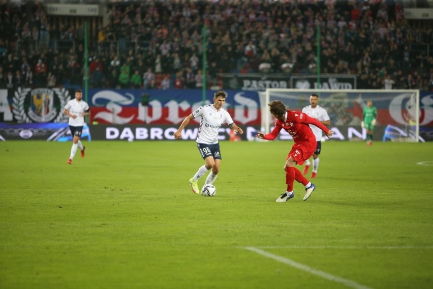 Piłkarze Górnika przegrali w Zabrzu z Wisłą Kraków 0:1...