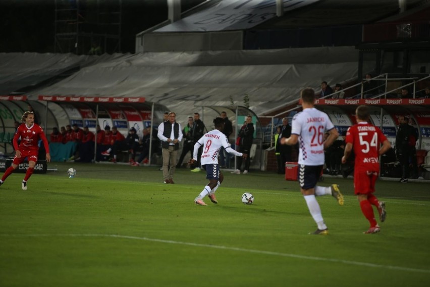 Piłkarze Górnika przegrali w Zabrzu z Wisłą Kraków 0:1...