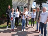 Radomsko. Zjednoczeni dla Wolności: Nie dla straszenia uczniów i zmuszania do szczepień FILM