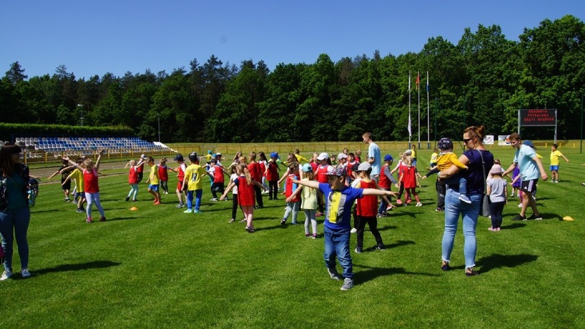 Dzień Dziecka w Kraśniku. Przedszkolaki świętowały na sportowo (ZDJĘCIA)