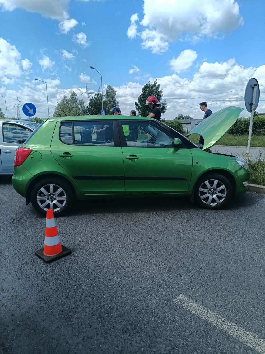Wypadek na Podzamczu w Wałbrzychu. Zderzyły się dwa...