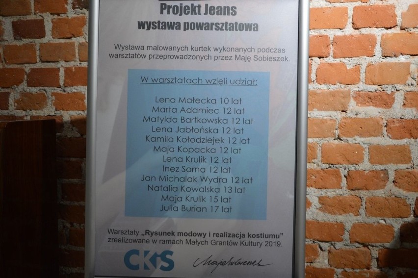 Projekt Jeans, czyli nietypowa wystawa w skierniewickim CKiS [ZDJĘCIA]