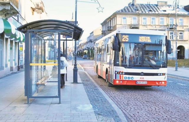 Część radomskich autobusów - w tym również linii numer 25 - do 8 stycznia jeździ według zmienionego rozkładu.