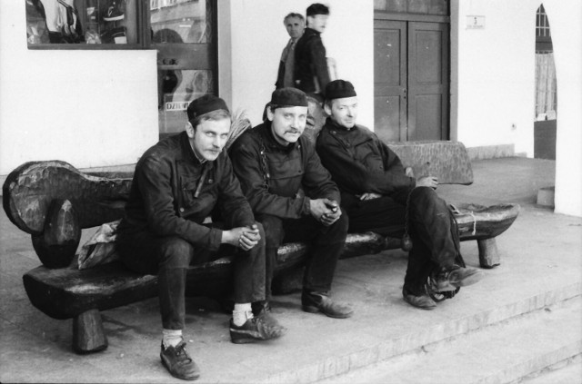 Jeleniogórscy kominiarze na zdjęciu z 1985 roku