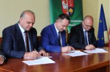 11 milionów na remonty dróg w powiecie i gminie