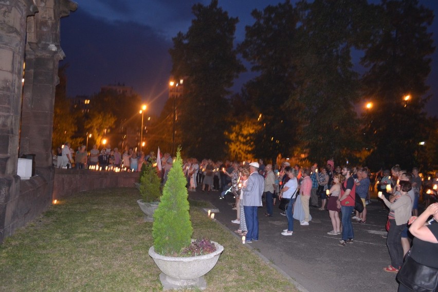 Protest pod Sądem Rejonowym w Sosnowcu ZDJĘCIA