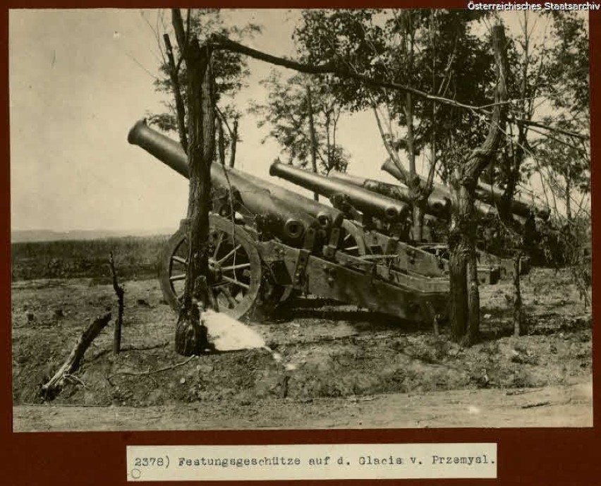 Zdjęcia zniszczonego Przemyśla z okresu I wojny światowej....