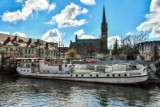 Jantar cumuje w Starym Porcie w Bydgoszczy. To najstarszy śródlądowy statek pasażerski w Polsce [zdjęcia]